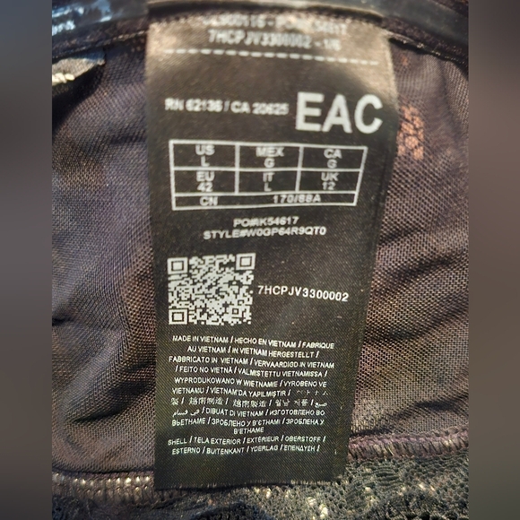 Guess Women's Black Lace Sheer Gothic Crop Top Long Sleeve Blouse Size Large - Picture 13 of 14